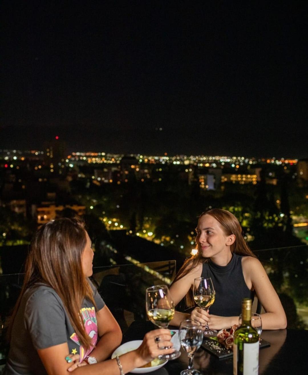 Premium Tower Suites เมนโดซา ภายนอก รูปภาพ