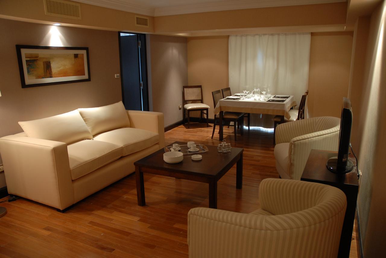 Premium Tower Suites เมนโดซา ภายนอก รูปภาพ