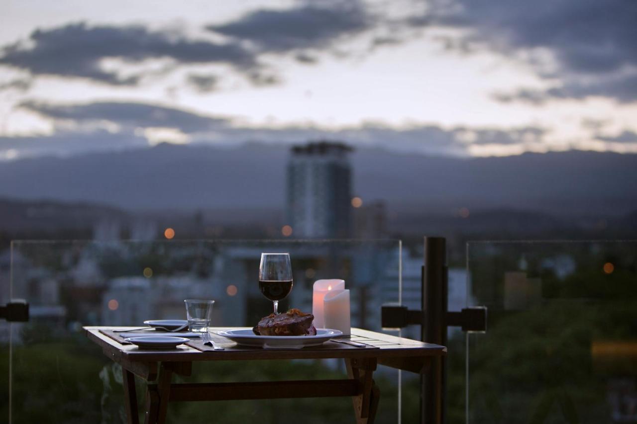 Premium Tower Suites เมนโดซา ภายนอก รูปภาพ